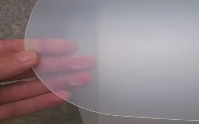 pc和pvc有什么區(qū)別嗎?6點(diǎn)不同,你知道幾個(gè)? pc和pvc有什么區(qū)別嗎?6點(diǎn)不同,你知道幾個(gè)?